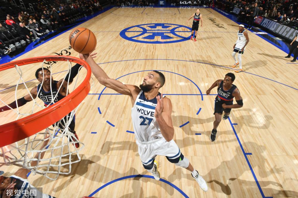 继续为球队 继续为球队